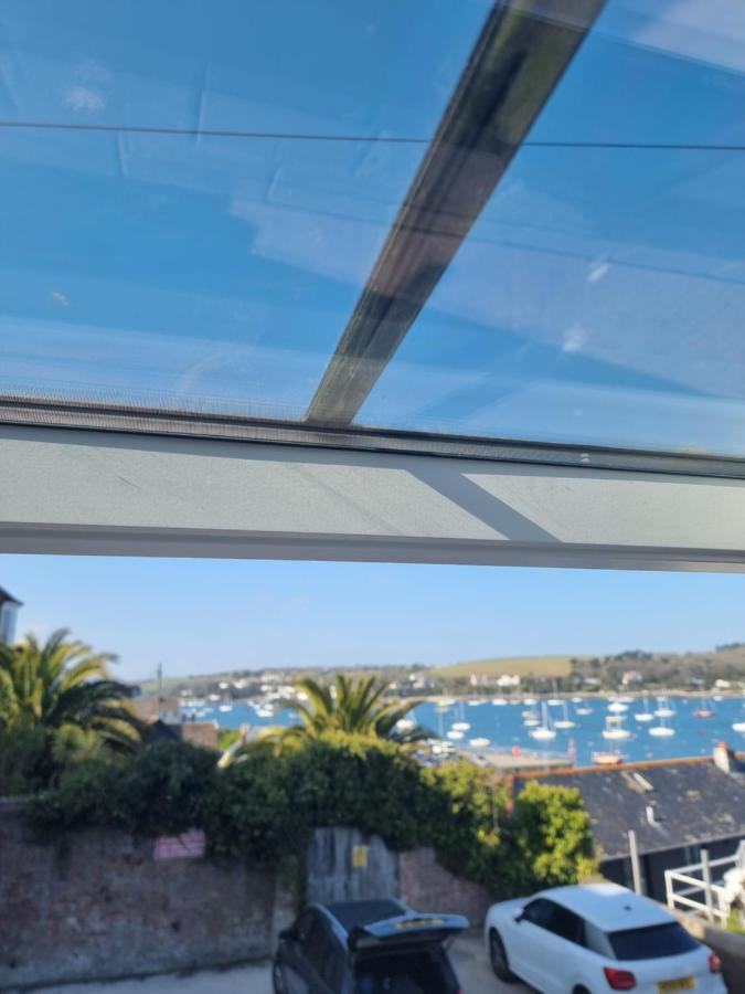 The Bunker-Luxe Central Falmouth Getaway With Stunning Sea Views 外观 照片
